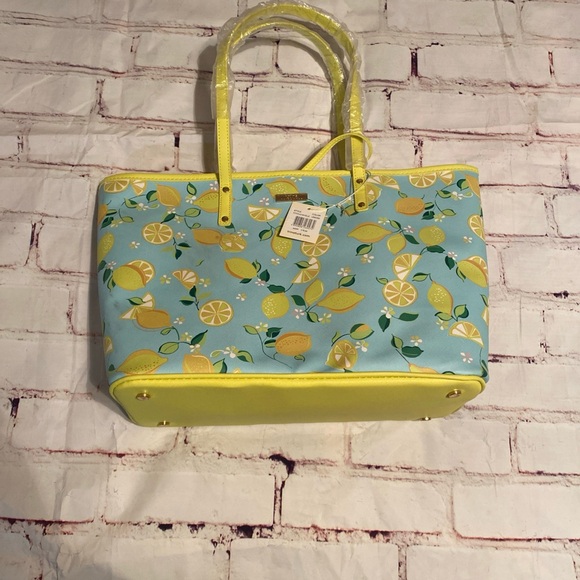 Trina Turk Lemon Print Tote Bag w/ Matching Wristlet | New w/ Tags - Picture 7 of 10